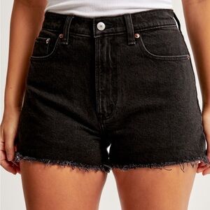ABERCROMBIE High Rise Mom Short